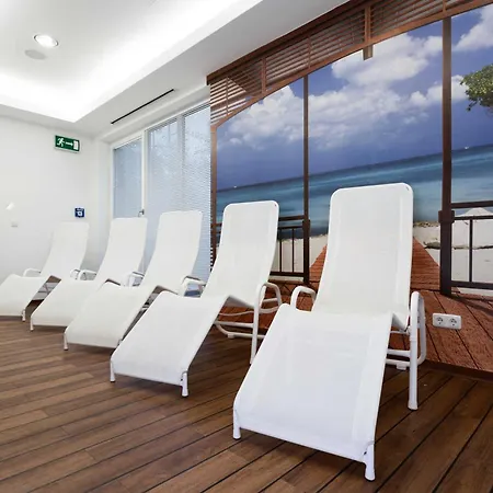 Strandnahe Mit Balkon, Residenz Bel Vital 23, * Binz